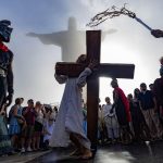 Santuario Cristo Redentor recebe Via Sacra com a encenacao da Paixao de Cristo