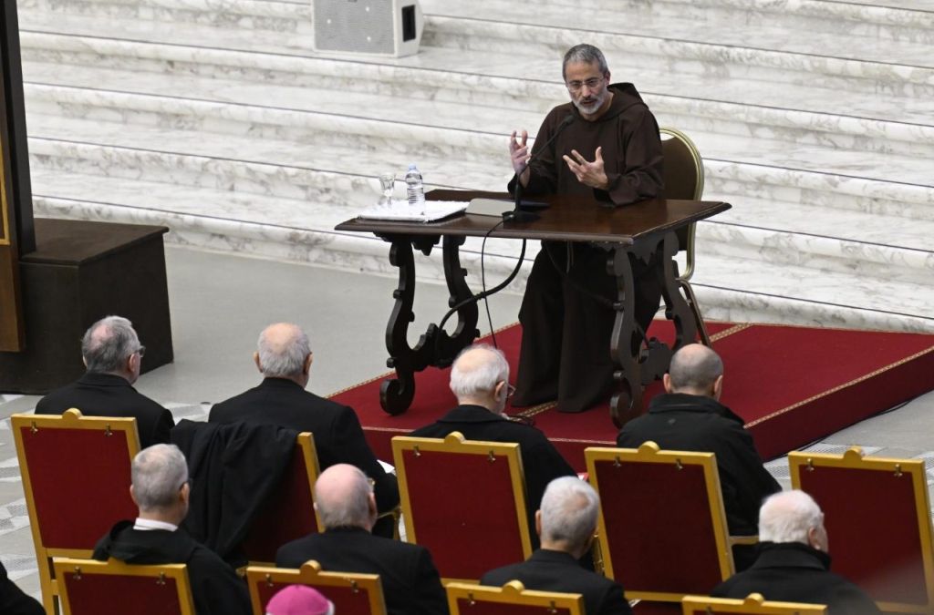 Vaticano oferece pregacoes quaresmais aos fieis e peregrinos