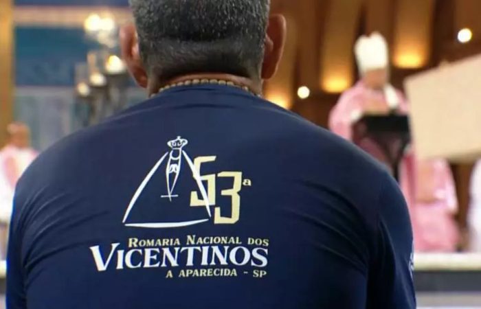 Vicentinos realizam Romaria ao Santuario Nacional de Aparecida 1