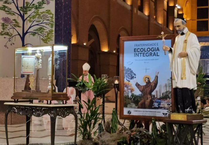 Vicentinos realizam Romaria ao Santuario Nacional de Aparecida 2