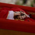 Testamento do Papa revela ultimo pedido de Francisco