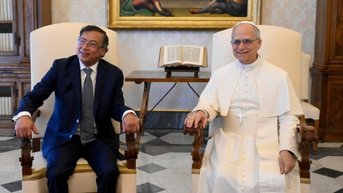 Leao XIV recebe o presidente da Colombia e o vice presidente dos EUA 3