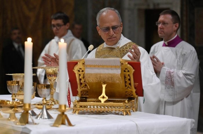 Papa Leao XIV celebra primeira Missa com os Cardeais 3