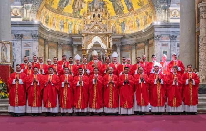 Roma celebra ordenacao de 23 novos sacerdotes Legionarios de Cristo