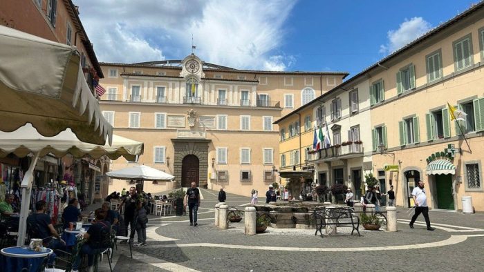 Papa Leao XIV passara suas ferias de verao em Castel Gandolfo