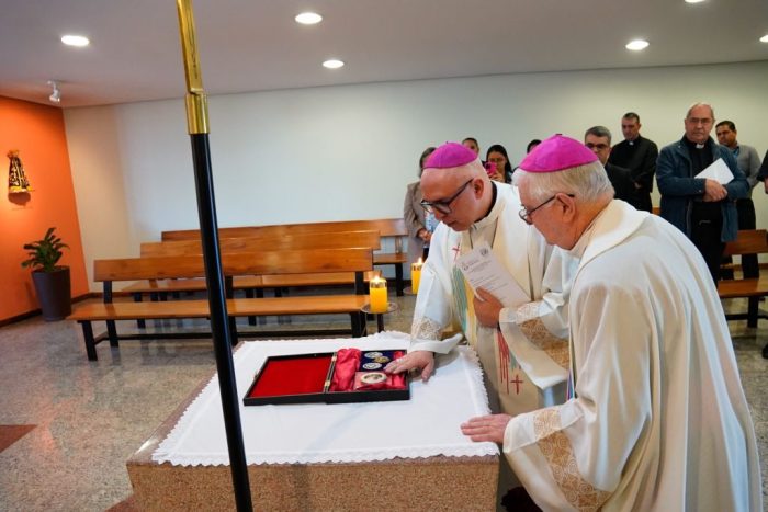 Reliquias de Santa Teresinha e de seus pais chegam ao Brasil 2