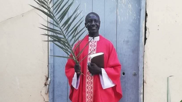 Sacerdote catolico e morto em atentado no Sudao