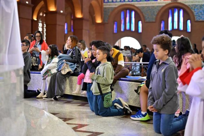 Santuario de Aparecida recebe Romaria Nacional das Criancas 2