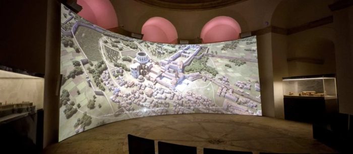 Exposicao imersiva conta a historia da maior Basilica crista do mundo