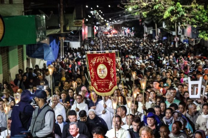 Mais de 4 milhoes de peregrinos participaram da Romaria do Divino Pai Eterno 2025