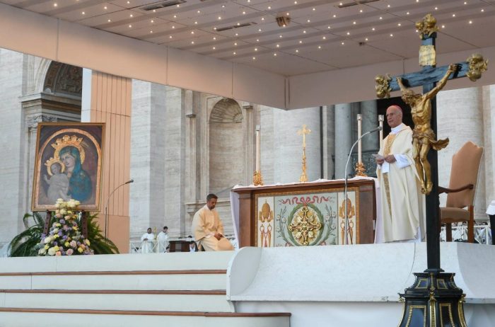 Papa Leao XIV aparece de surpresa na abertura do Jubileu dos Jovens 2