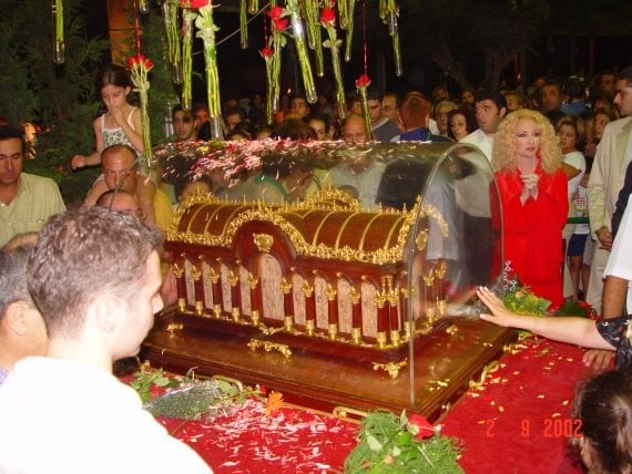 Reliquias de Santa Teresa do Menino Jesus peregrinam pelo Libano 1
