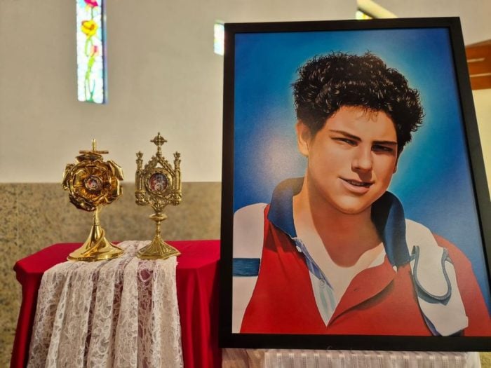 Santuario Santa Rita de Cassia em Curitiba recebe reliquia de beato Carlo Acutis