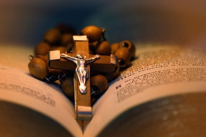 India Sacerdotes catolicos e catequistas sao atacados por hindus
