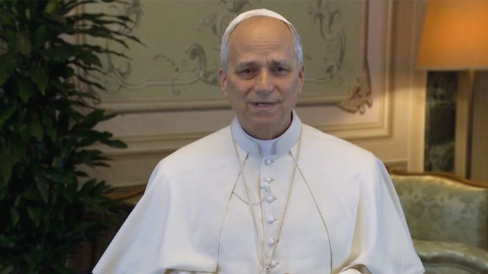 Papa Leao XIV convida fieis a abrirem a mente e o coracao ao amor de Deus 1