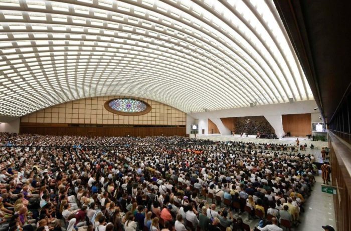 Perdoar nao e negar o mal mas impedir que este gere mais mal garante Papa Leao XIV 3