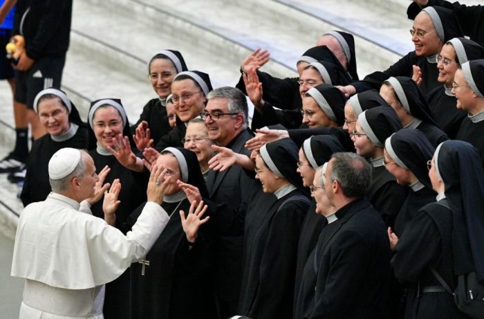 Perdoar nao e negar o mal mas impedir que este gere mais mal garante Papa Leao XIV 4