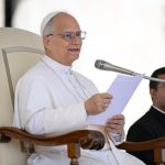 Deus trabalha no tempo lento da confianca assegura Papa Leao XIV 1