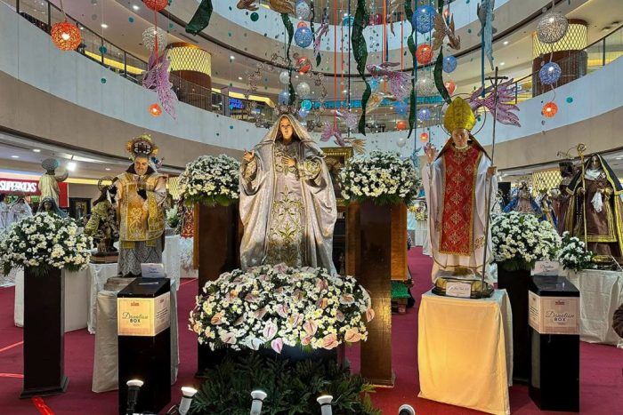Exposicao Maria e a Eucaristia e inaugurada em Shopping nas Filipinas