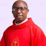 Mais um sacerdote catolico e sequestrado na Nigeria Padre Wilfred Ezemba
