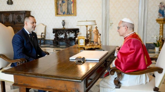 Papa Leao XIV recebe presidente da Polonia no Vaticano 2