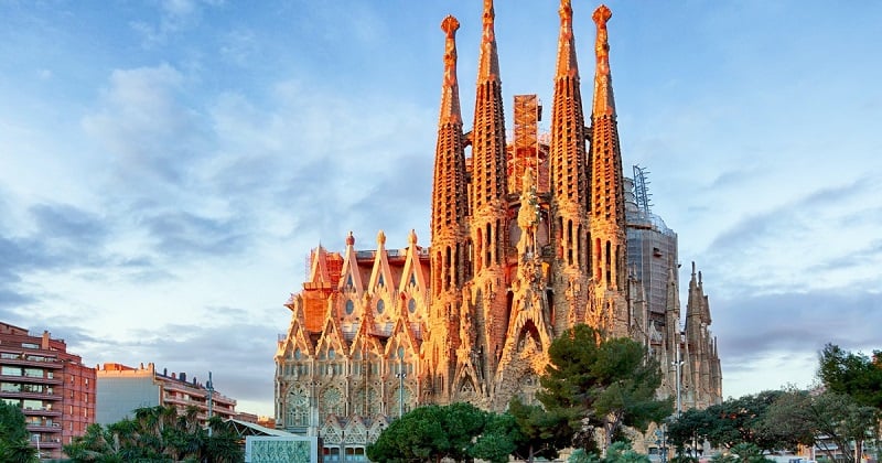 Catedral da Sagrada Familia se tornara o templo mais alto do mundo
