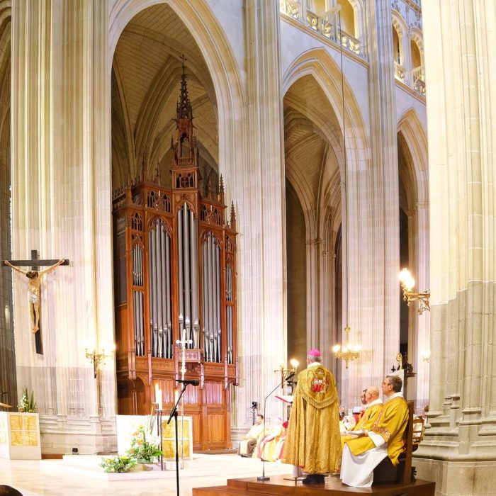 Catedral de Nantes é reaberta após incêndio criminoso 3 Catedral de Nantes e reaberta apos incendio criminoso 2