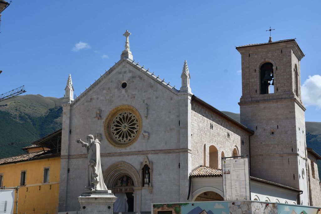 Itália: Basílica de São Bento em Núrsia é reaberta ao culto após nove anos 3 Italia Basilica de Sao Bento em Nursia e reaberta ao culto apos nove anos 1