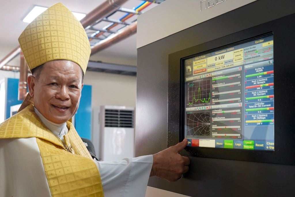 Nova emissora da Radyo Veritas e inaugurada nas Filipinas