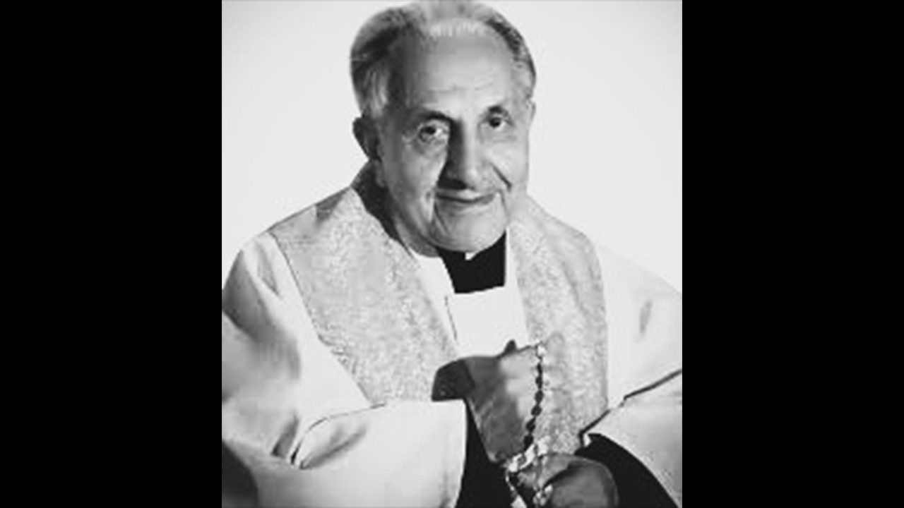 Padre Angelo Angioni