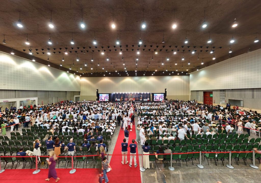 Mais de mil fieis sao crismados em Paroquia na Arquidiocese de Fortaleza 1