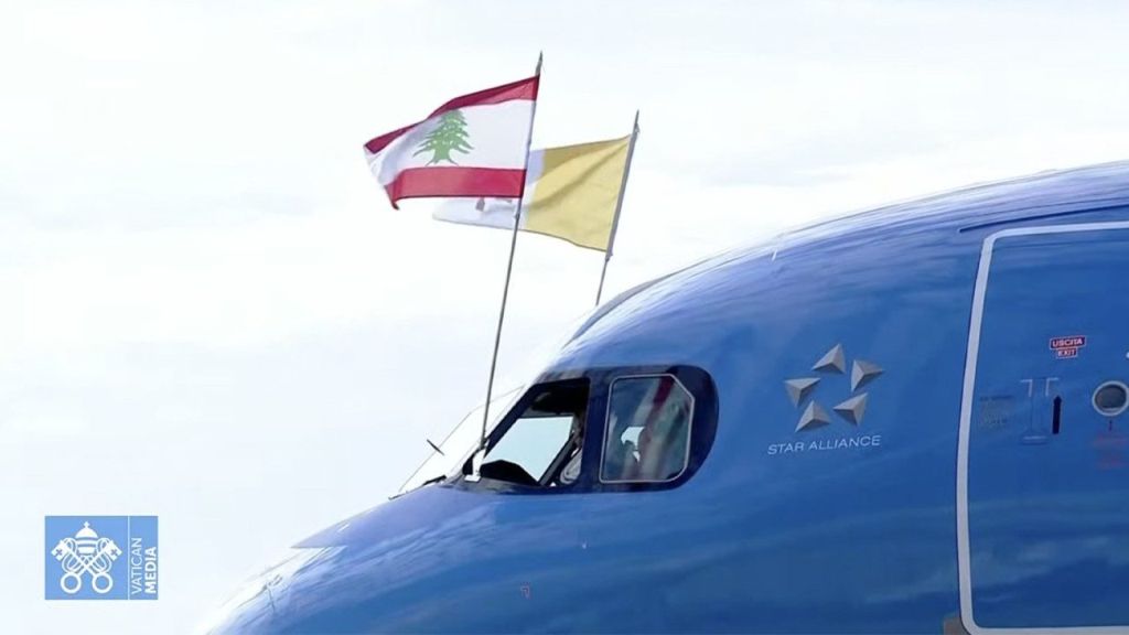 Deixar esta terra e levar vos no coracao diz Papa Leao XIV ao se despedir do Libano 4