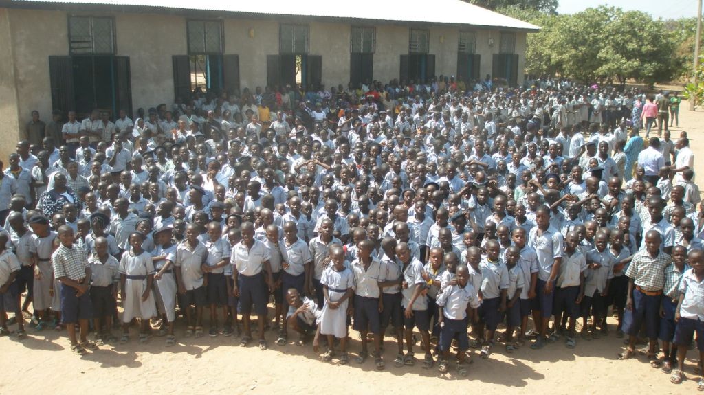Nigéria: Diocese confirma que todos os sequestrados da Escola Santa Maria foram localizados 5 Nigeria Diocese confirma que todos os sequestrados da Escola Santa Maria foram localizados 3