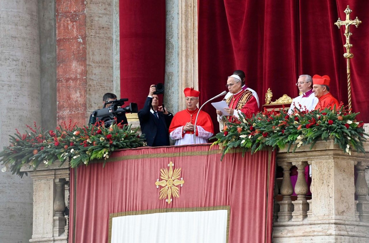 Papa Leão XIV faz apelo à paz em sua mensagem 'Urbi et Orbi' 3 Papa Leao XIV faz apelo a paz em sua mensagem Urbi et Orbi 1