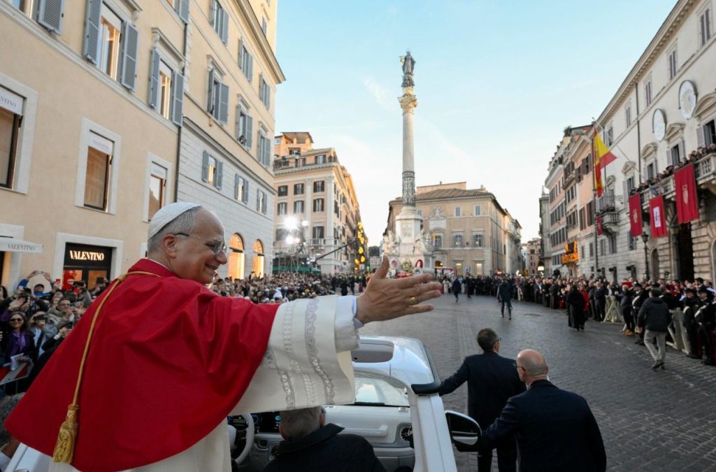 Papa Leao XIV reza para que a esperanca jubilar floresca em Roma 5