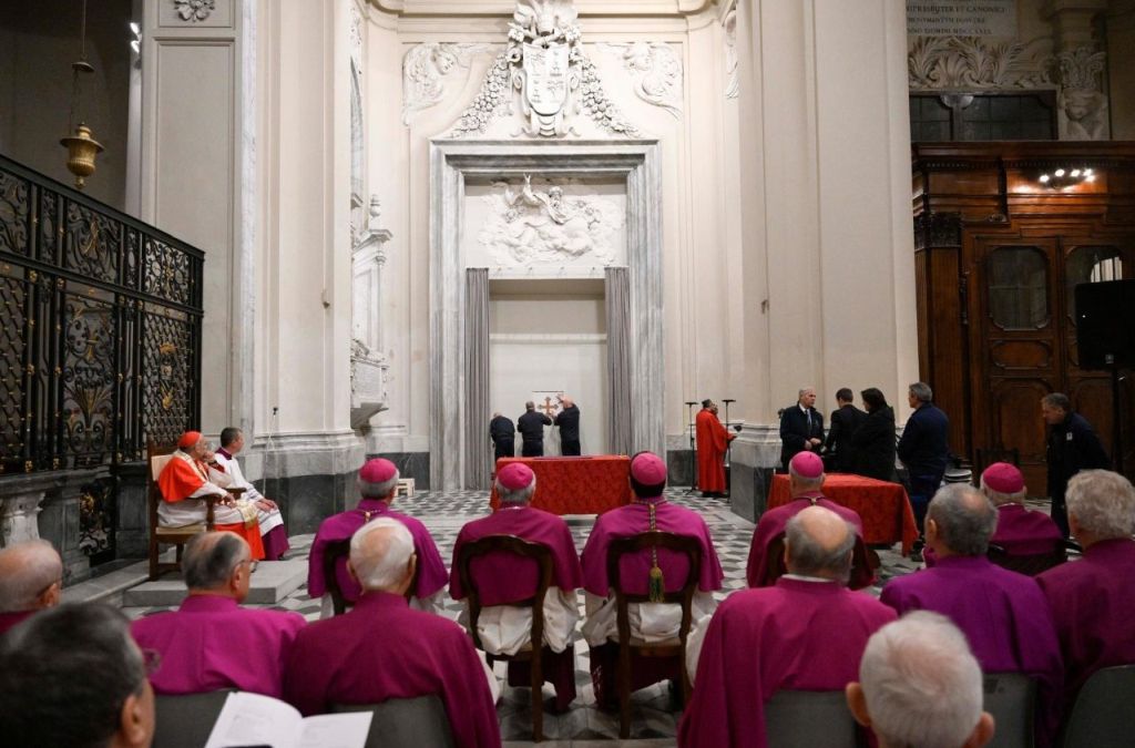 Porta Santa da Basílica de São João de Latrão é selada 2 Porta Santa da Basilica de Sao Joao de Latrao e selada 1