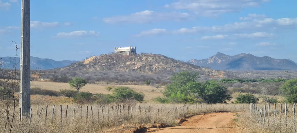 Santuário de Deus Pai Todo-Poderoso é inaugurado no sertão da Paraíba 5 Santuario de Deus Pai Todo Poderoso e inaugurado no sertao da Paraiba 5