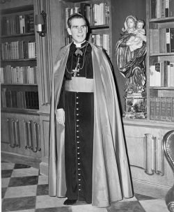 Vaticano autoriza a beatificação do Venerável Arcebispo Fulton Sheen 2 Foto: Wikipedia