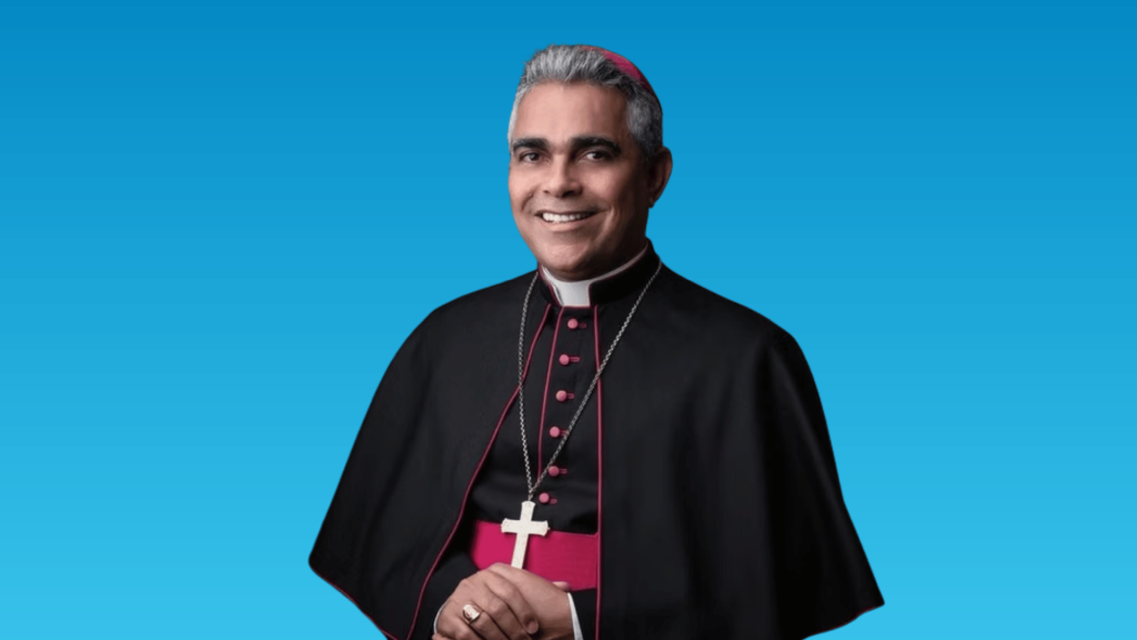 Dom Aldemiro Sena dos Santos é nomeado Bispo da Diocese de Teixeira de Freitas-Caravelas (BA) 3 Dom Aldemiro Sena dos Santos e nomeado Bispo da Diocese de Teixeira de Freitas Caravelas BA 2