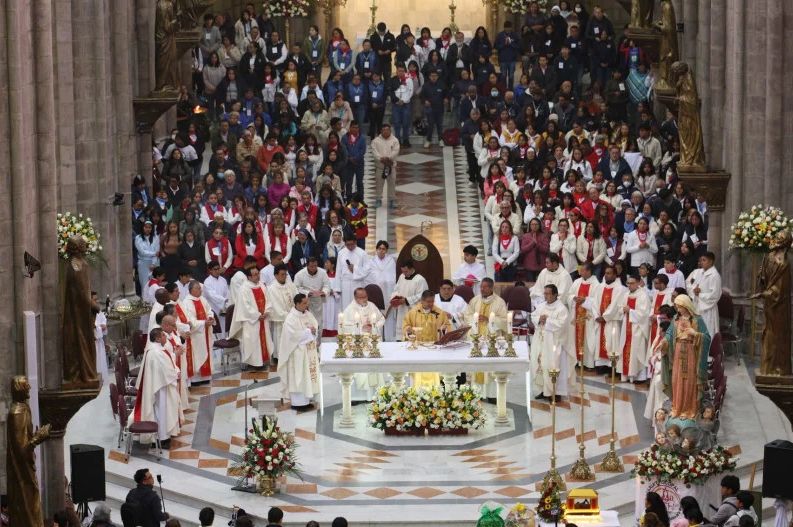 Equador: Encontro Arquidiocesano reúne oito mil catequistas em Quito 4 Equador Encontro Arquidiocesano reune oito mil catequistas em Quito 2