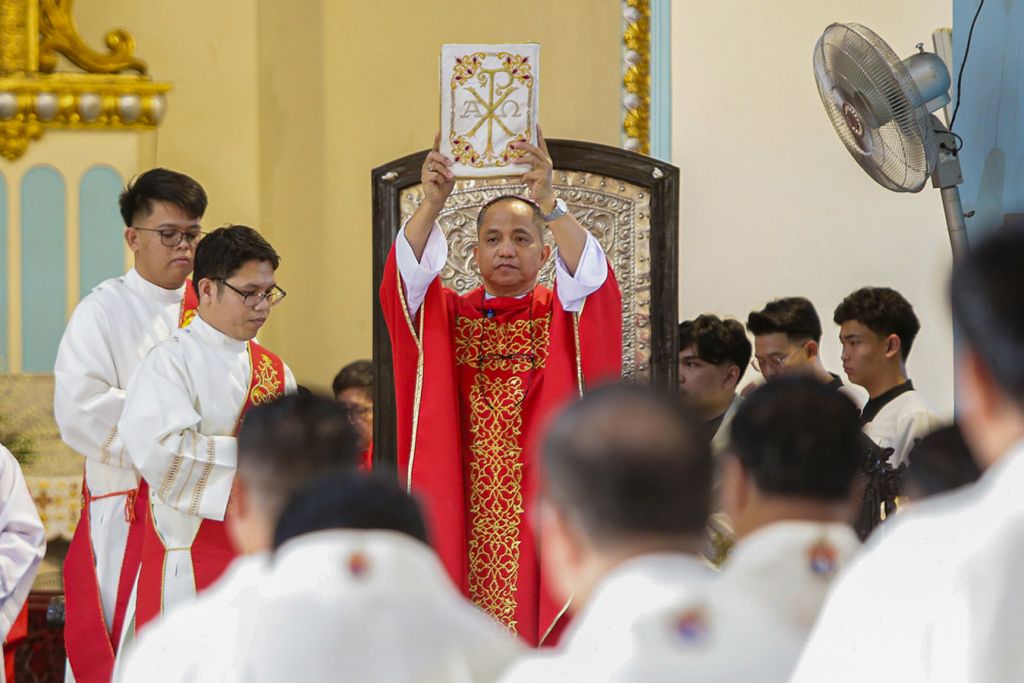 Santuários Católicos devem ser 'faróis de esperança', afirma Bispo filipino 2 Santuarios Catolicos devem ser farois de esperanca afirma Bispo filipino