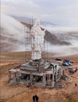 Imagem do Cristo Redentor é erguida no Líbano 2 Foto: Catholic Gospel Media/ Facebook