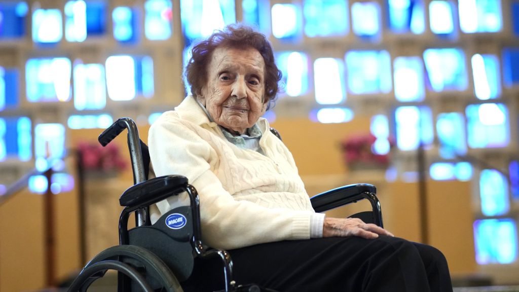 Freira mais velha do mundo revela o segredo de sua longevidade 2 Freira mais velha do mundo revela o segredo de sua longevidade 1