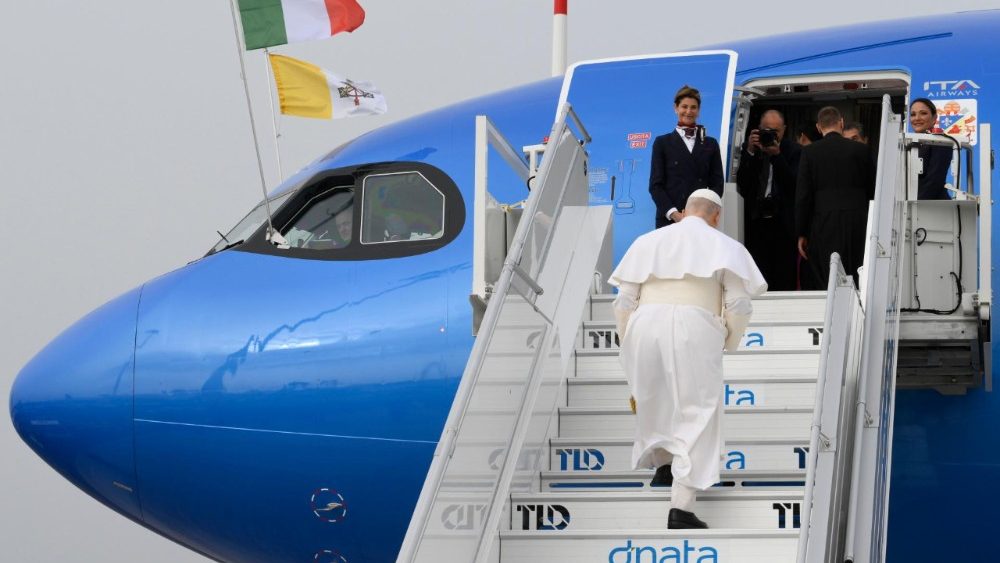 Papa Leão XIV inicia sua viagem apostólica ao Continente Africano 2 Papa Leao XIV inicia sua viagem apostolica ao Continente Africano 1