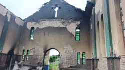 Terroristas destroem histórica igreja católica em Cabo Delgado, Moçambique 2 Foto: Diocese De Pemba/ Facebook
