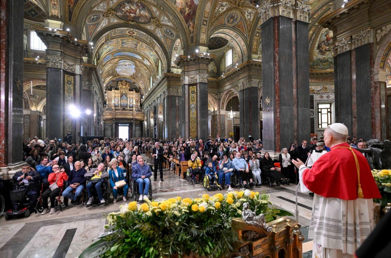 O Santo Rosário reconduz nossas vidas a Jesus, assegura Leão XIV 4 O Santo Rosario reconduz nossas vidas a Jesus assegura Leao XIV 4