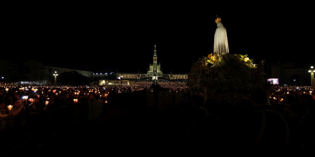 Santuário de Fátima acolhe milhares de fiéis para a Festa da Padroeira 2 Santuario de Fatima acolhe milhares de fieis para a Festa da Padroeira