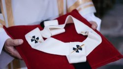 Quatro arcebispos brasileiros receberão o pálio do Papa Leão XIV 2 Palio