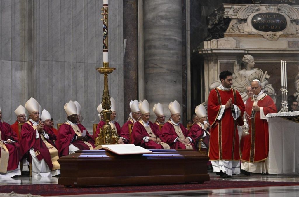 Papa Leão XIV preside exéquias do Cardeal Camillo Ruini na Basílica de São Pedro 4 Papa Leao XIV preside exequias do Cardeal Camillo Ruini na Basilica de Sao Pedro 4