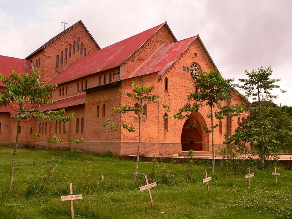 Sacerdotes denunciam “espiral de violência” e ataques contra Paróquias no Congo 2 Sacerdotes denunciam espiral de violencia e ataques contra Paroquias no Congo